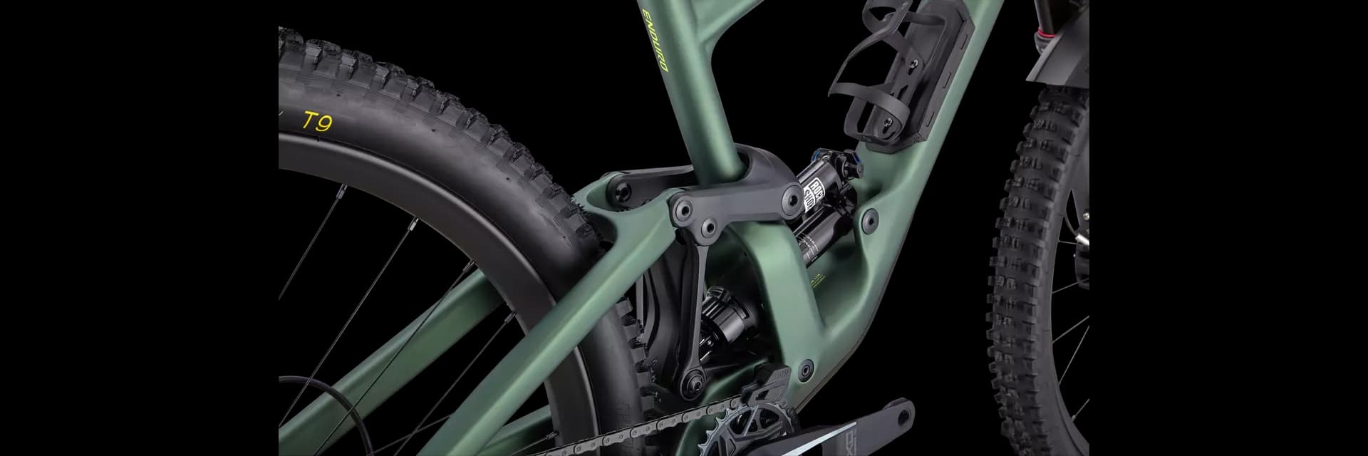 8f5426be56ce8e52f6f490b797d593183c2bfb9b_93625_30_enduro_pro_cyprmet_ionmet_d6_link_image_9.webp